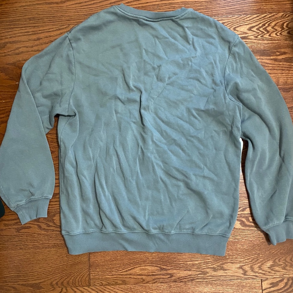 H&M Sweatshirt - Picture 3 of 3